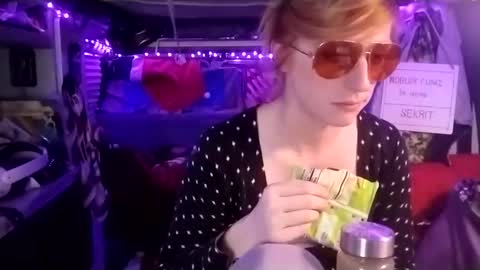 LesleyGumGrass- The Boring Trans girl online show from 02/17/25, 06:20