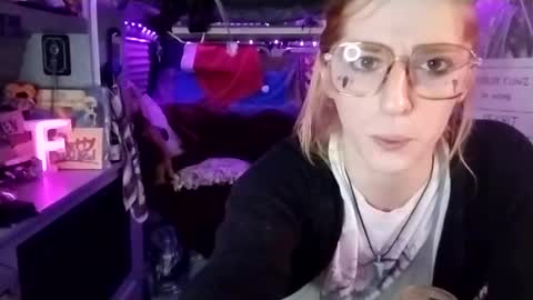 LesleyGumGrass- The Boring Trans girl online show from 02/27/25, 12:43