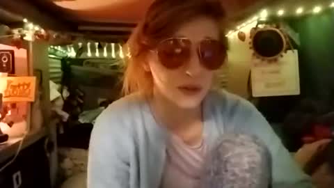 LesleyGumGrass- The Boring Trans girl online show from 12/04/25, 07:50