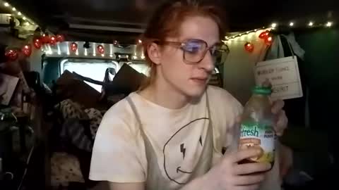 LesleyGumGrass- The Boring Trans girl online show from 06/01/26, 12:07
