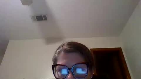 Snapshot of lesleymarie0404 chatting on 10/11/25, 06:34 lesleymarie0404 online show from 10/11/25, 06:34