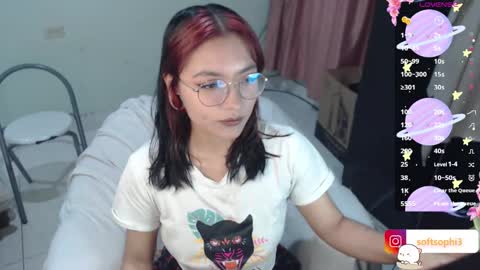 Snapshot of leslie__anderson chatting on 11/03/25, 02:02 Leslie online show from 11/03/25, 02:02