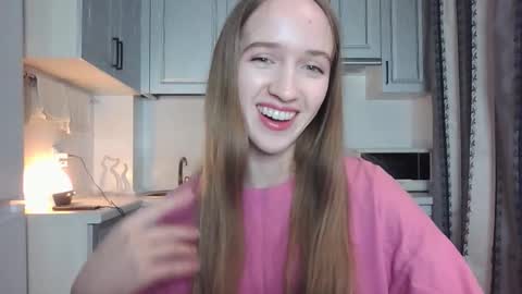  LESLIE   online show from 09/14/25, 08:08