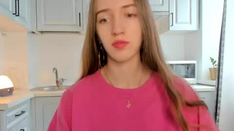  LESLIE   online show from 07/03/26, 12:11
