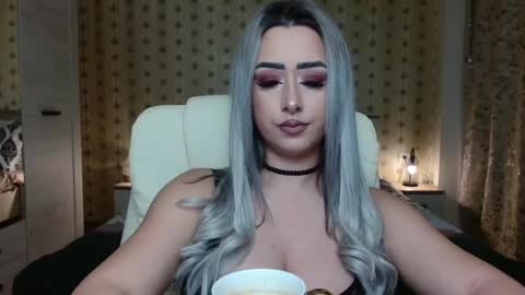 leslie_secret online show from 12/07/24, 08:49