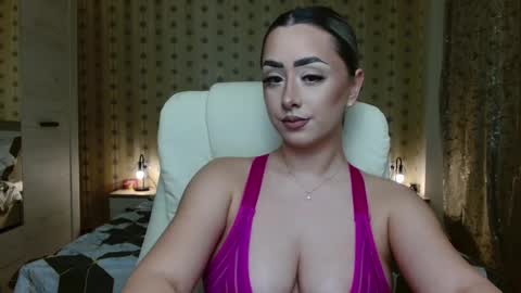 leslie_secret online show from 01/06/25, 08:50