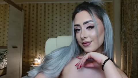leslie_secret online show from 02/11/25, 11:01