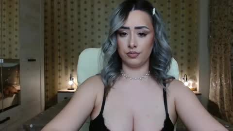 leslie_secret online show from 02/25/25, 01:41
