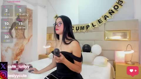 Snapshot of lesly_cutee chatting on 05/16/26, 12:48 lesly_cutee online show from 05/16/26, 12:48