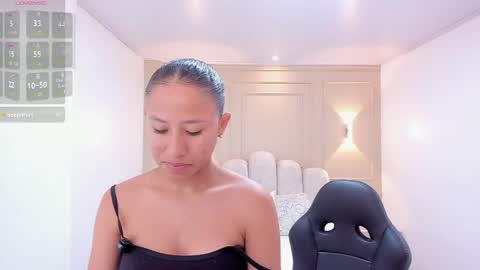 Snapshot of leslysimpson chatting on 05/27/26, 07:33 online show from 05/27/26, 07:33