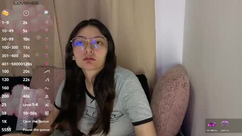 Snapshot of lessliee chatting on 05/02/26, 07:35 lessliee online show from 05/02/26, 07:35