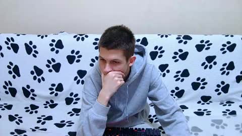 lester_broo online show from 05/10/26, 10:37