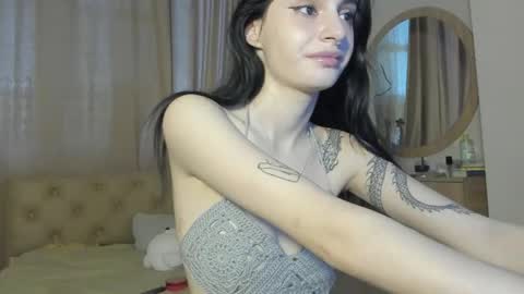 lesyaliss online show from 07/19/26, 04:33