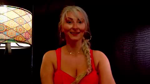 leticiareys online show from 11/29/25, 11:41