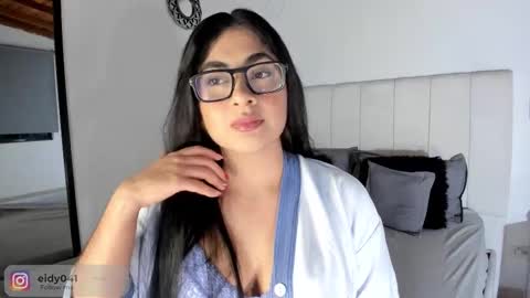 Leticia online show from 10/28/25, 12:47