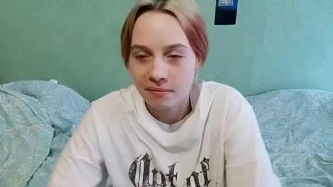 letitiaboteler online show from 12/04/25, 11:08