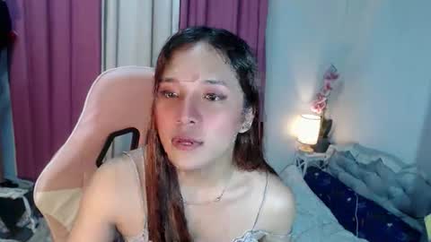 Snapshot of letsplaybaby_ chatting on 02/05/26, 12:10 gene online show from 02/05/26, 12:10