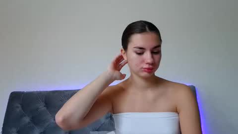 Emily online show from 10/28/25, 10:30