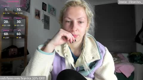 Snapshot of leusee chatting on 03/11/25, 06:41 LeaVixx online show from 03/11/25, 06:41