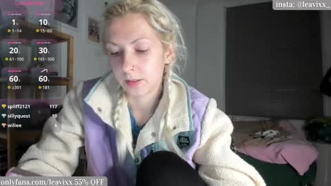 Snapshot of leusee chatting on 03/11/25, 09:48 LeaVixx online show from 03/11/25, 09:48