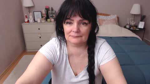 Mary online show from 12/30/24, 05:13