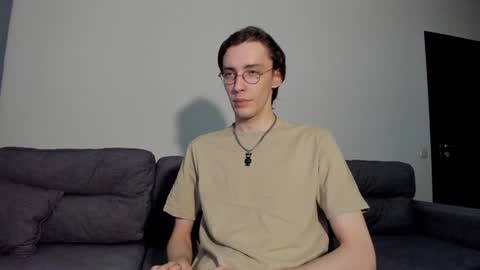 Snapshot of levilys chatting on 01/17/25, 05:00 Next Stream 02122024 2000 UTC0 online show from 01/17/25, 05:00