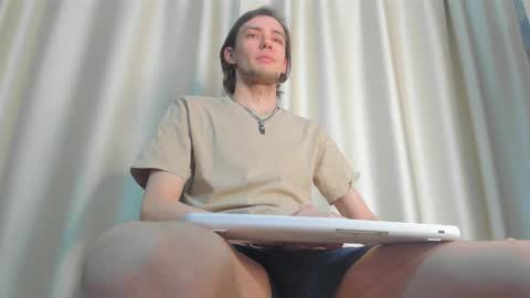 Snapshot of levilys chatting on 02/24/26, 01:25 Next Stream 02122024 2000 UTC0 online show from 02/24/26, 01:25