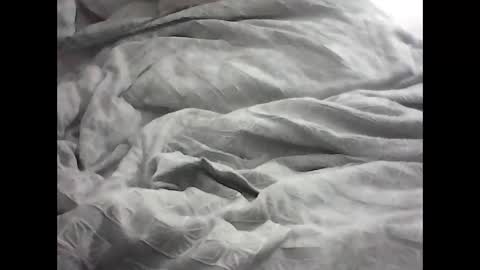 Snapshot of leweylewy chatting on 10/29/25, 03:53 leweylewy online show from 10/29/25, 03:53