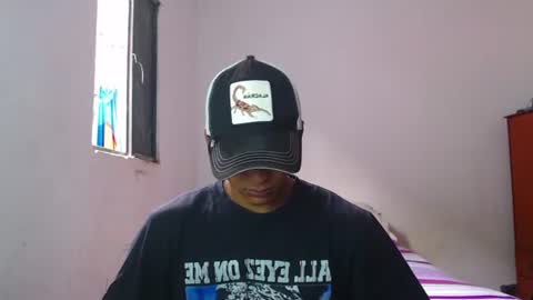 i  am lewis ly EDUARDO MEMDOZA15 online show from 06/15/26, 01:46
