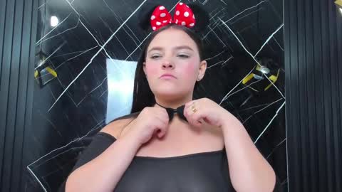 Lexa  online show from 10/07/25, 11:18