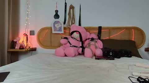 Lexa Raven online show from 06/17/26, 09:05
