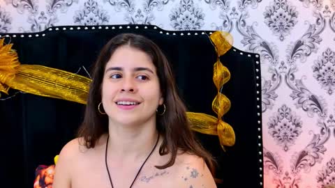 LexaDeRuso online show from 12/17/25, 08:15