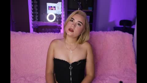 Snapshot of lexasworld chatting on 04/10/26, 04:28 Alexandra online show from 04/10/26, 04:28