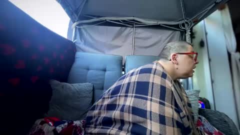 Snapshot of lexi2810 chatting on 09/22/25, 06:48 Lexi und Lex online show from 09/22/25, 06:48