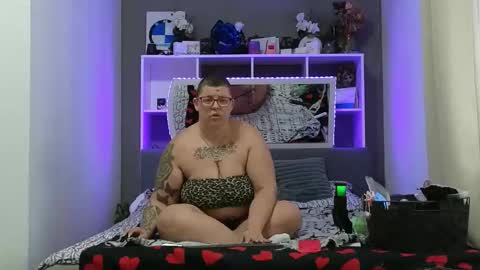 Snapshot of lexi2810 chatting on 10/05/25, 07:17 Lexi und Lex online show from 10/05/25, 07:17