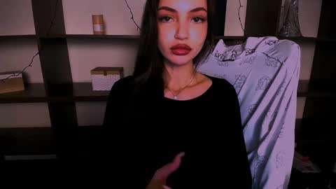 Alexia online show from 12/18/24, 06:35