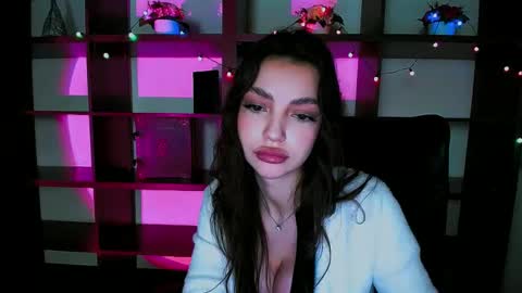 Alexia online show from 02/17/25, 04:15
