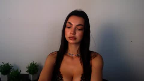 Alexia online show from 07/27/26, 12:45