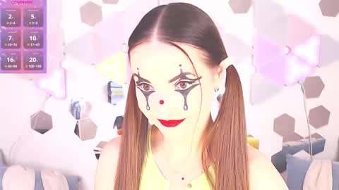 Alexia online show from 11/05/25, 10:54