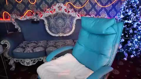 lexi_si online show from 01/13/25, 08:26