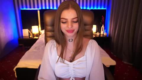 lexi_si online show from 02/15/25, 06:44