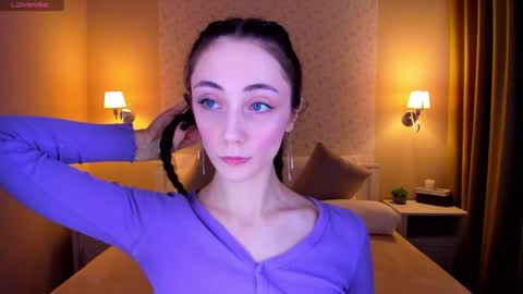 Lexi GTM2 MonWedThurSatSun 1000am-400pm online show from 01/09/25, 08:45
