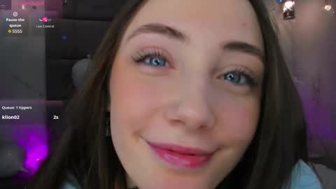 Snapshot of lexi_split chatting on 03/08/26, 02:04 Lexi GTM2 MonWedThurSatSun 1000am-400pm online show from 03/08/26, 02:04
