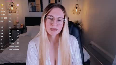 Lexy - Follow me online show from 09/18/25, 07:32