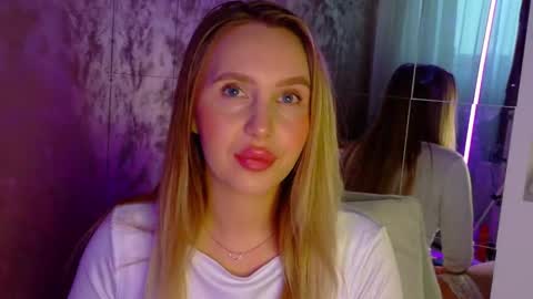 LEXXY online show from 11/13/25, 05:50