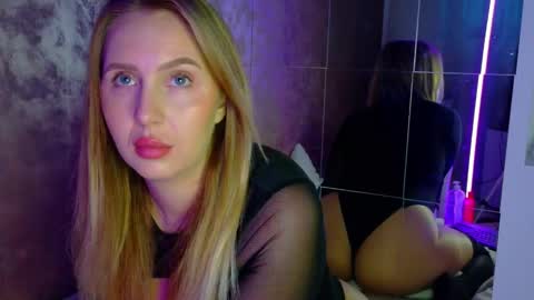 LEXXY online show from 11/26/25, 05:52