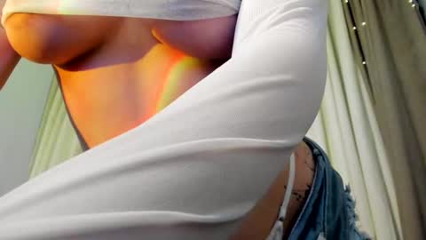 Vicki online show from 02/20/25, 04:57