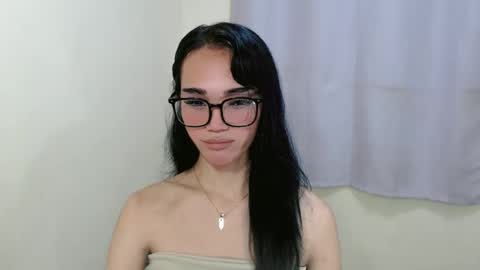 Snapshot of lexibabe_ chatting on 10/13/25, 03:23 lexibabe_ online show from 10/13/25, 03:23