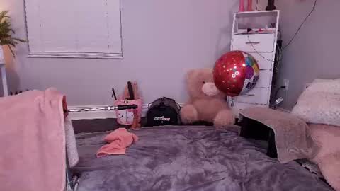 Snapshot of lexibby69 chatting on 07/27/26, 07:15 Lexi Smith online show from 07/27/26, 07:15
