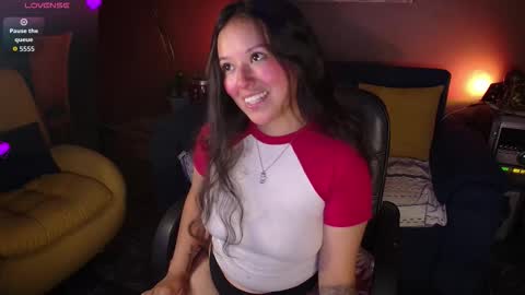 Lexie Thompson   8pm  0000am -5 online show from 03/27/26, 03:12